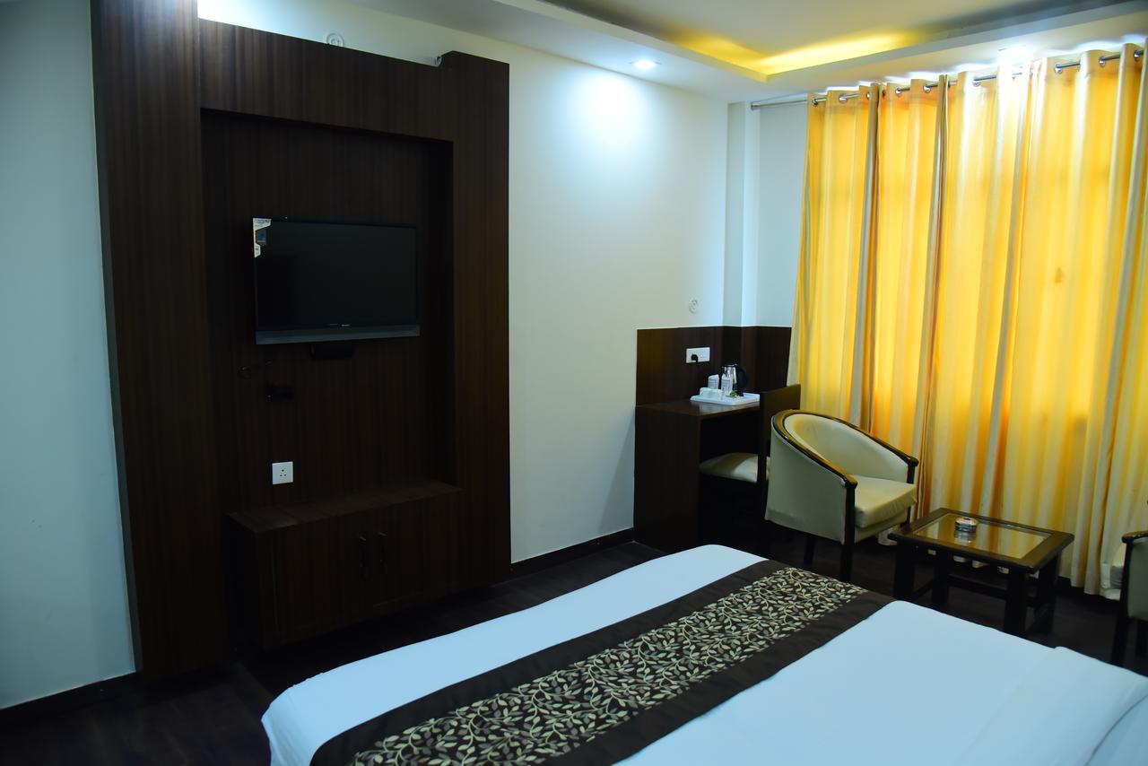 Hotel Castle View Roorkee Экстерьер фото